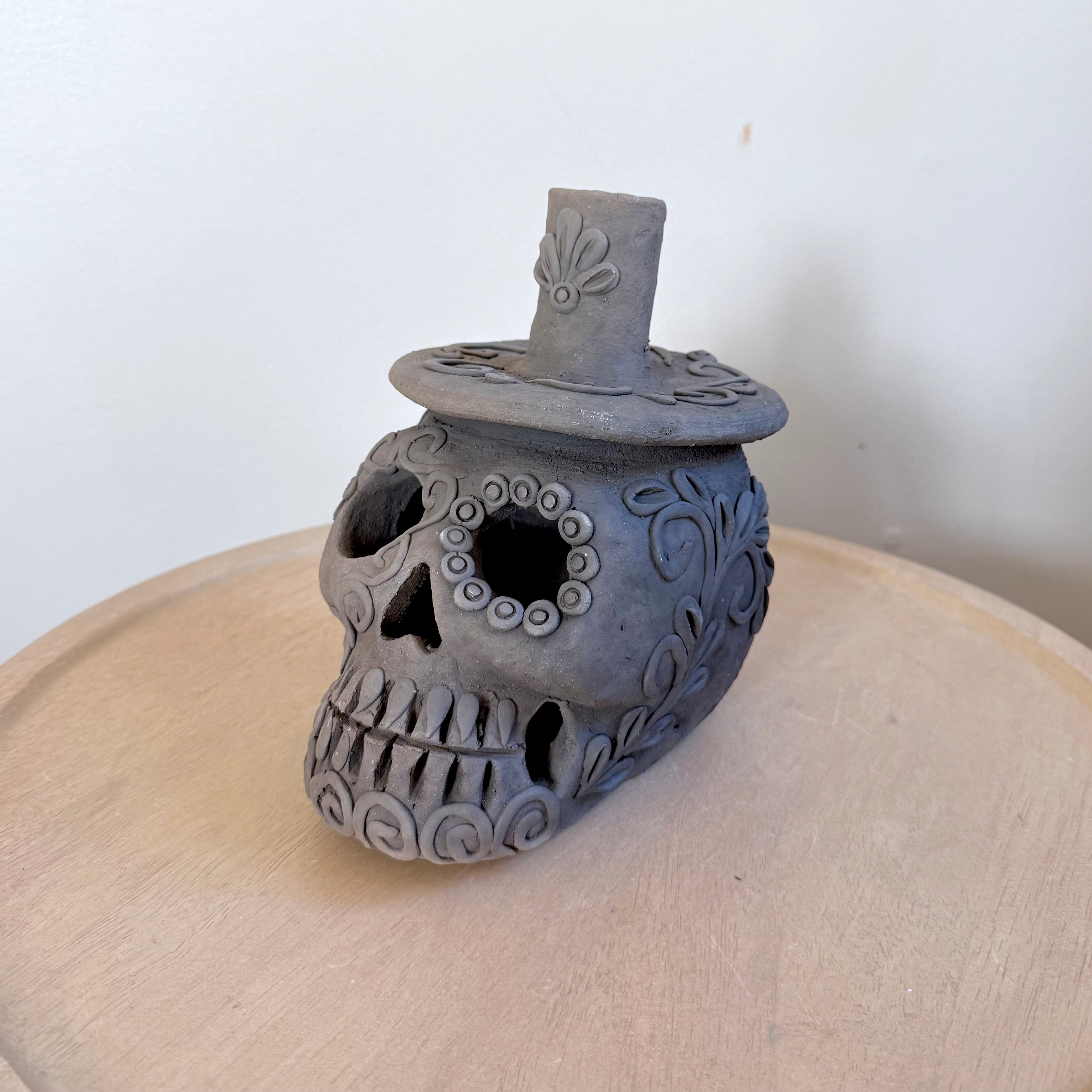 Ahumado Single Candle Holder Calaveritas Catrines