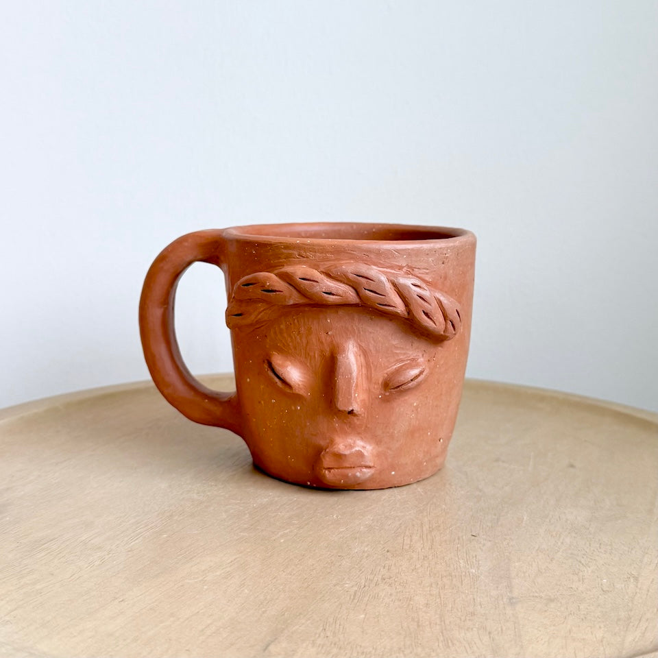 Large Señora Itsmeña Clay Cup