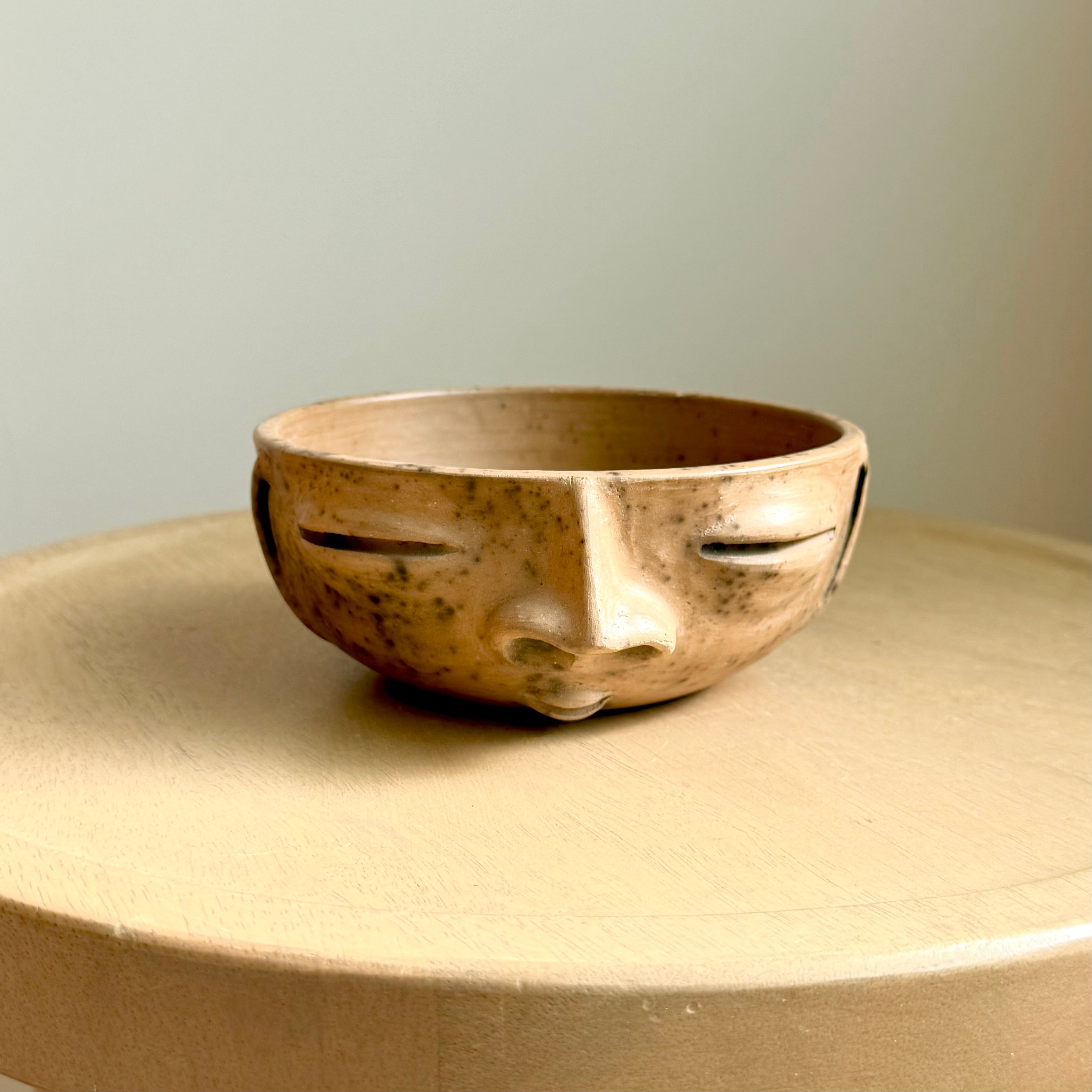 Medium Martinez Face Bowl