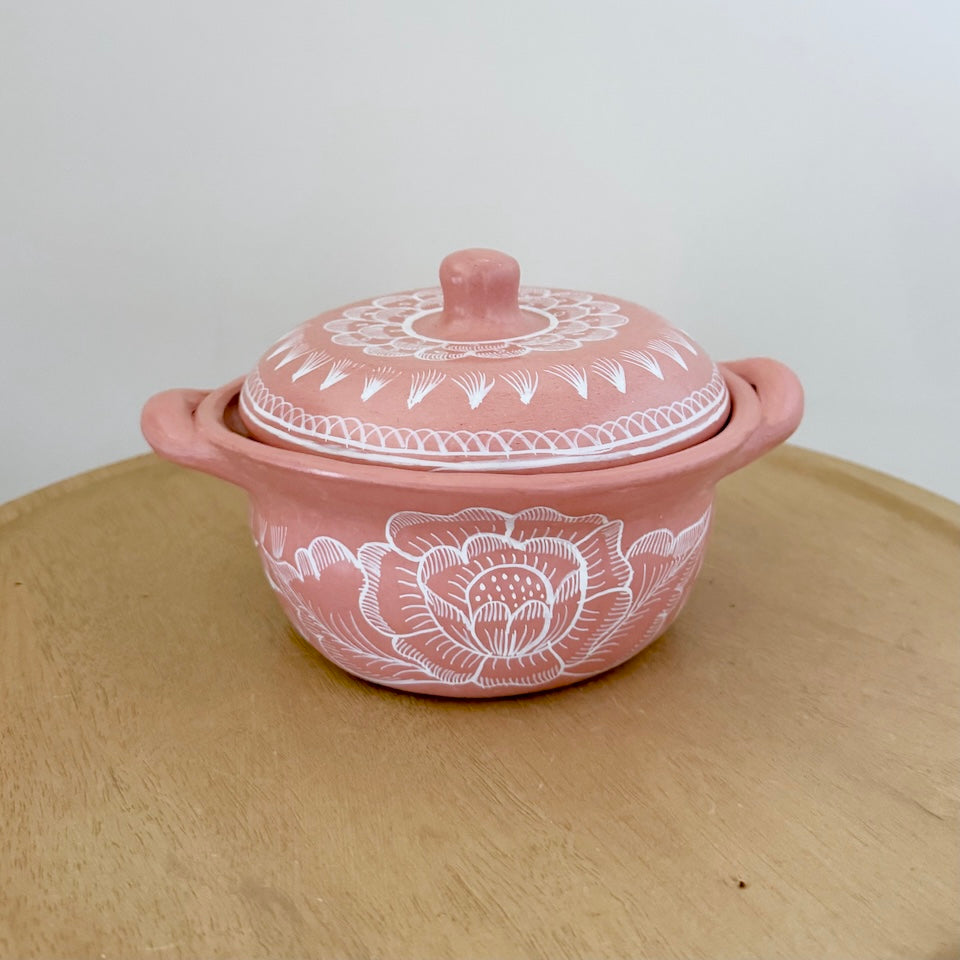 Light Pink Floral Casuelita