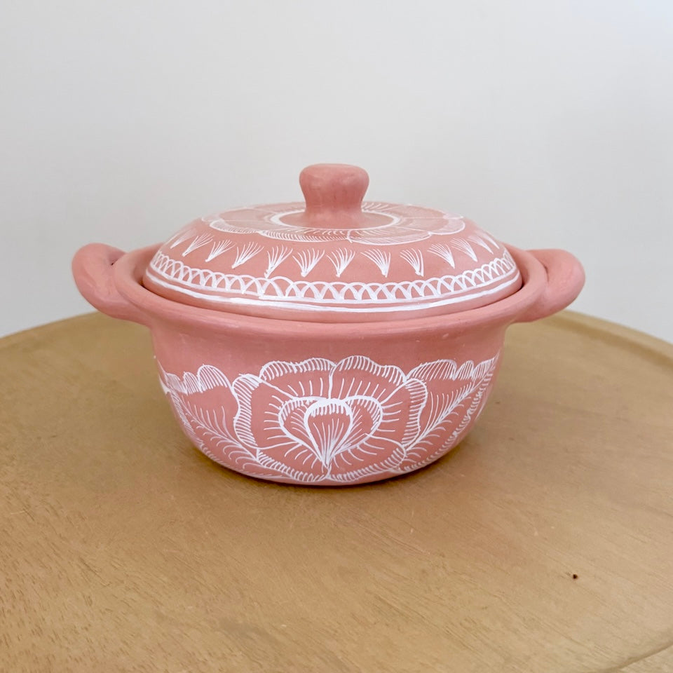 Light Pink Floral Casuelita