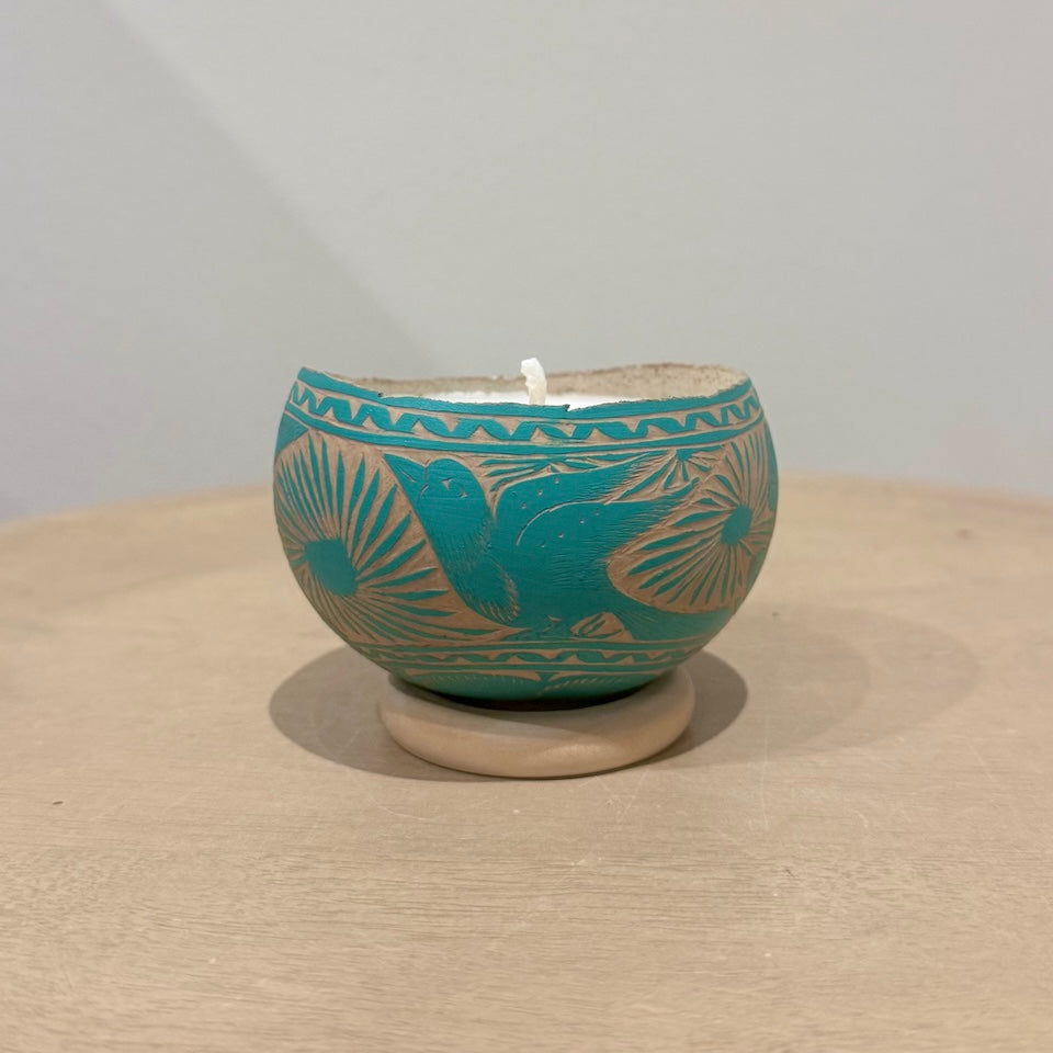 Turquoise Jicara Candle