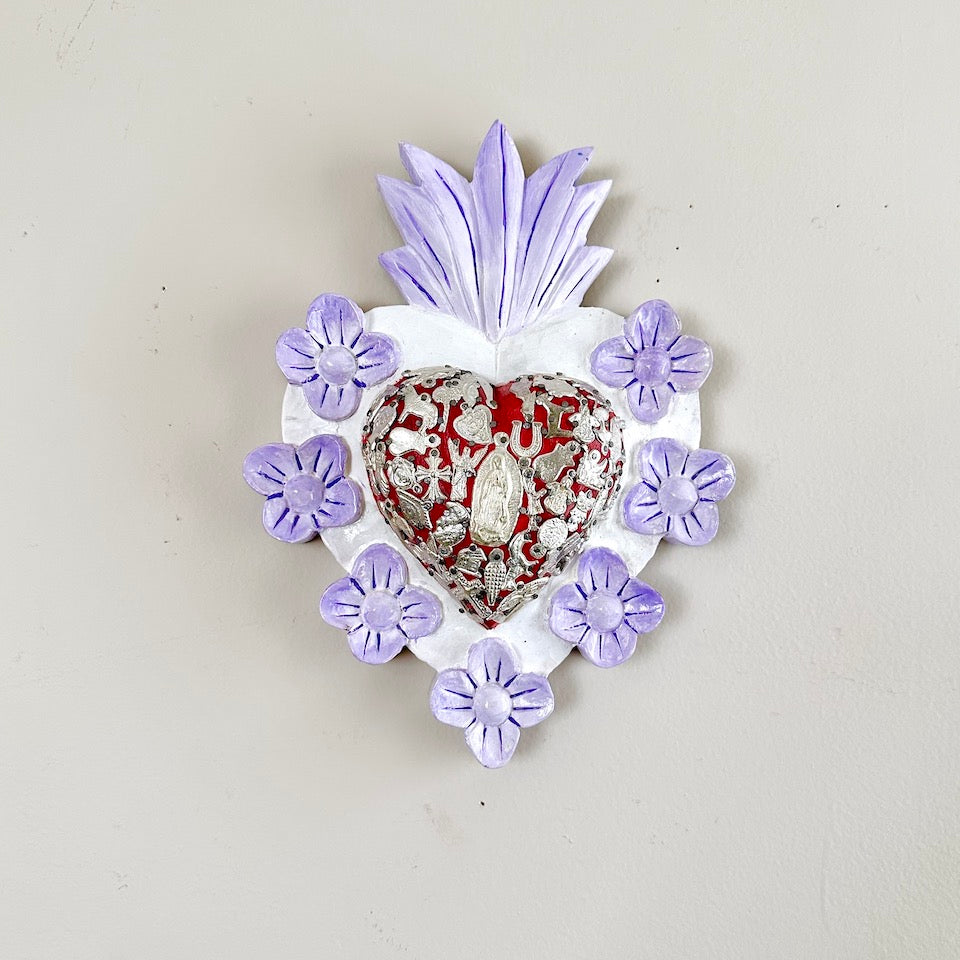 Floral Sacred Heart Milagro