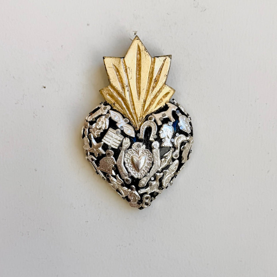 Medium Milagro Sacred Hearts