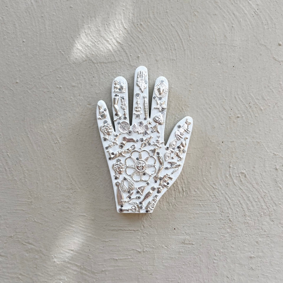 Medium Milagro Hands
