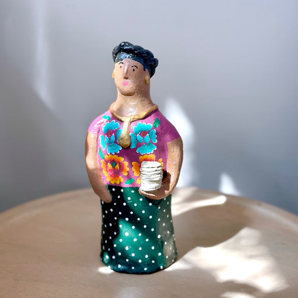Señoras Tangu Yu Clay Dolls