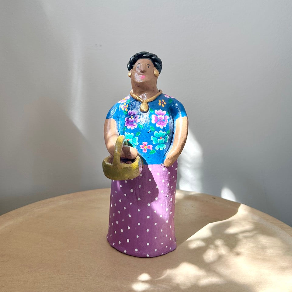 Señoras Tangu Yu Clay Dolls