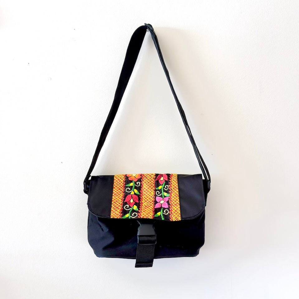 Istmeño Embroidered Sling Bag