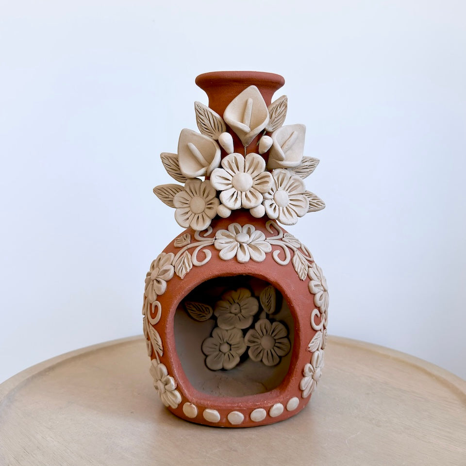 Large Floral Barro Chimney