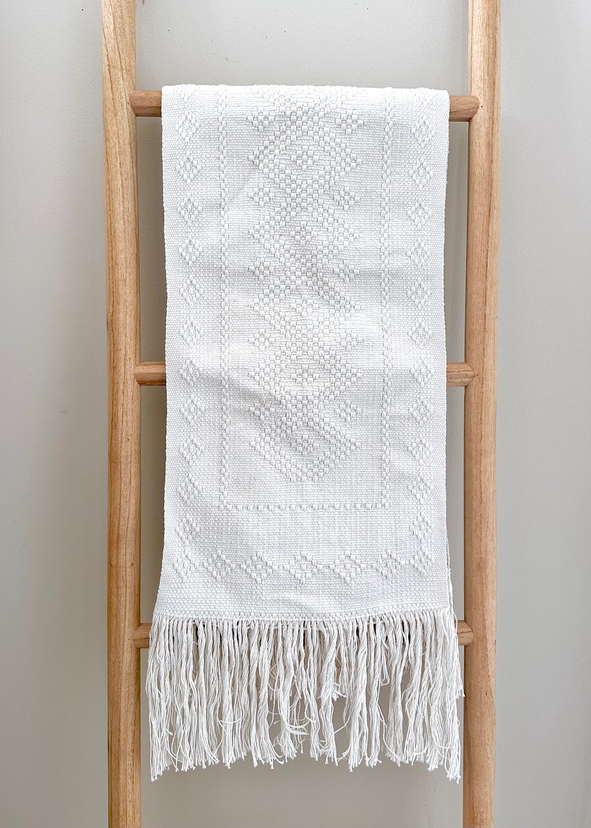 Cream Waistloom Table Runner