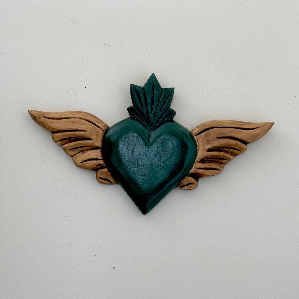 Large Simple Heart with Wings