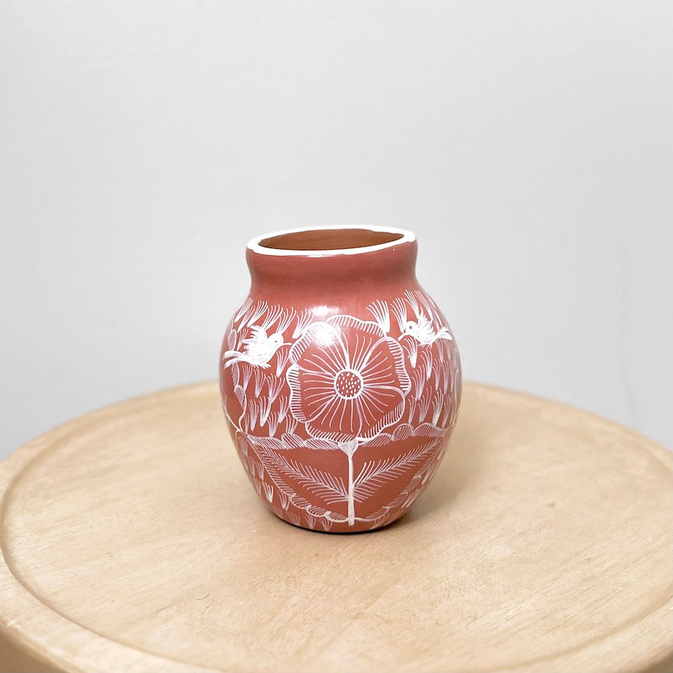 Mini Long Palo de Rosa Huancinto Flower Vase