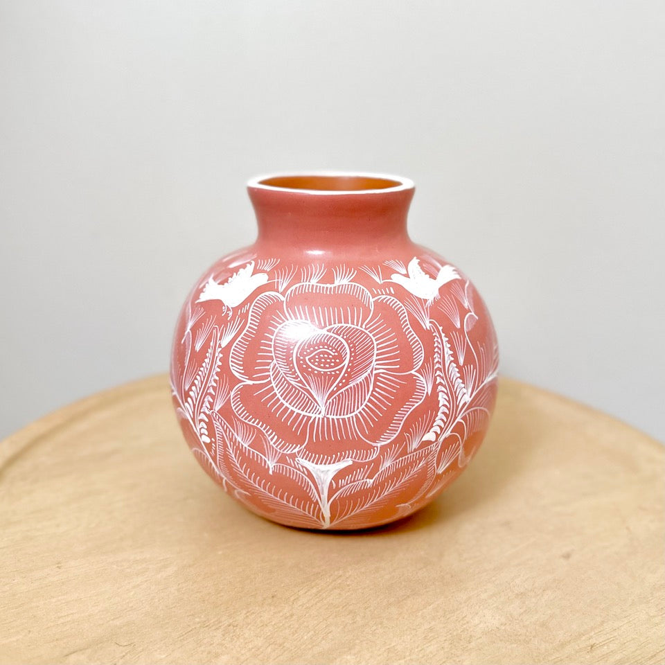 Medium Round Palo de Rosa Huancinto Flower Vase