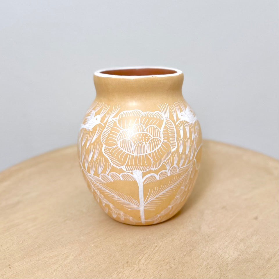 Mini Long Canary Yellow Huancinto Flower Vase