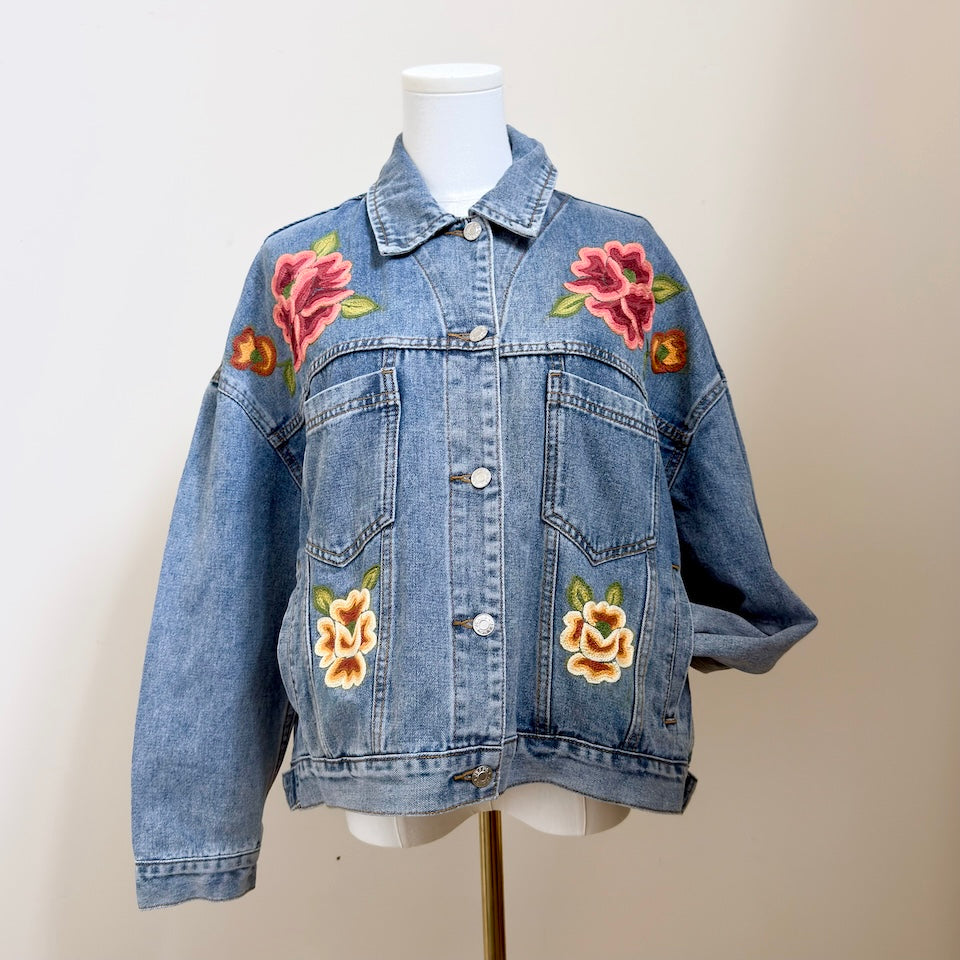 Light Denim Jacket with Istmeño Flower Embroidery