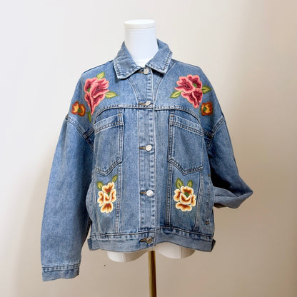 Light Denim Jacket with Istmeño Flower Embroidery