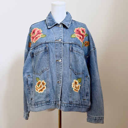 Light Denim Jacket with Istmeño Flower Embroidery