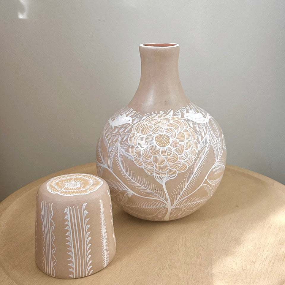 Medium Round Cantarito - Taupe &amp; Canary Yellow