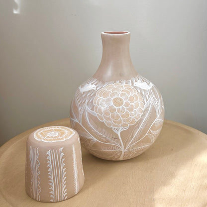 Medium Round Cantarito - Taupe &amp; Canary Yellow