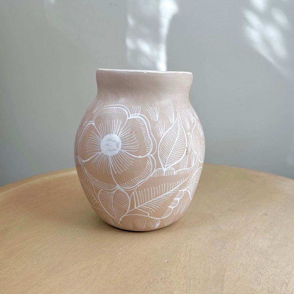 Mini Long Taupe Huancinto Flower Vase