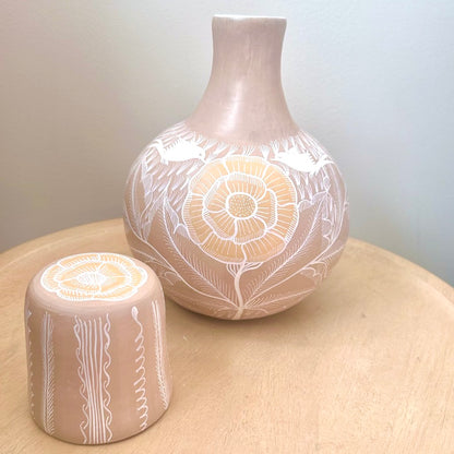 Medium Round Cantarito - Taupe &amp; Canary Yellow