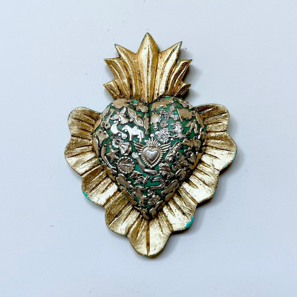 Medium Nube Corazon with Milagros