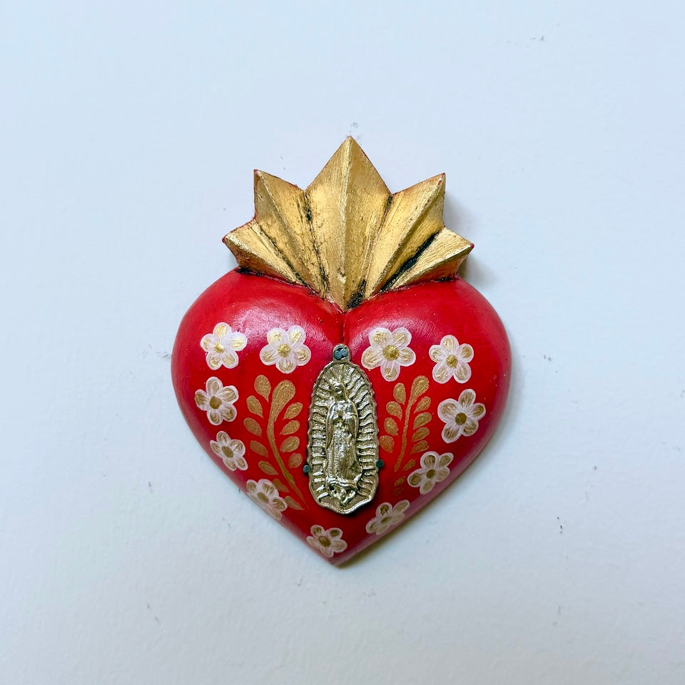 Small Simple Virgencita Heart with Flowers - Gold