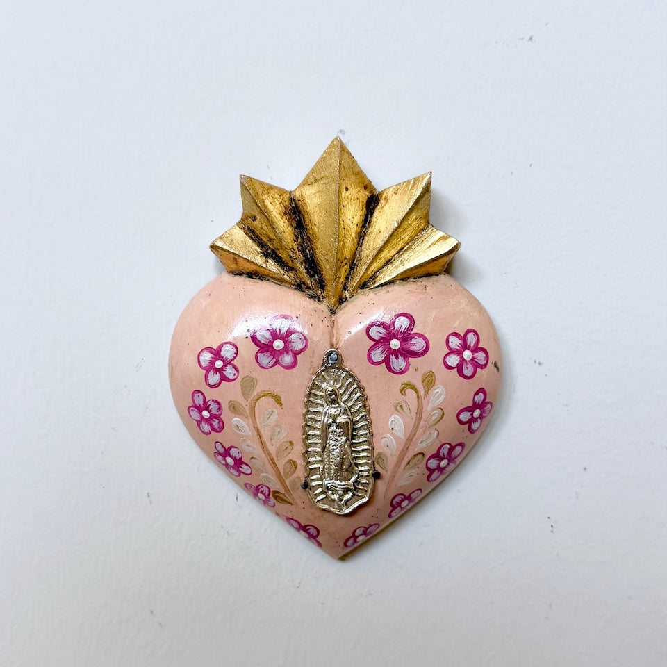 Small Simple Virgencita Heart with Flowers - Gold