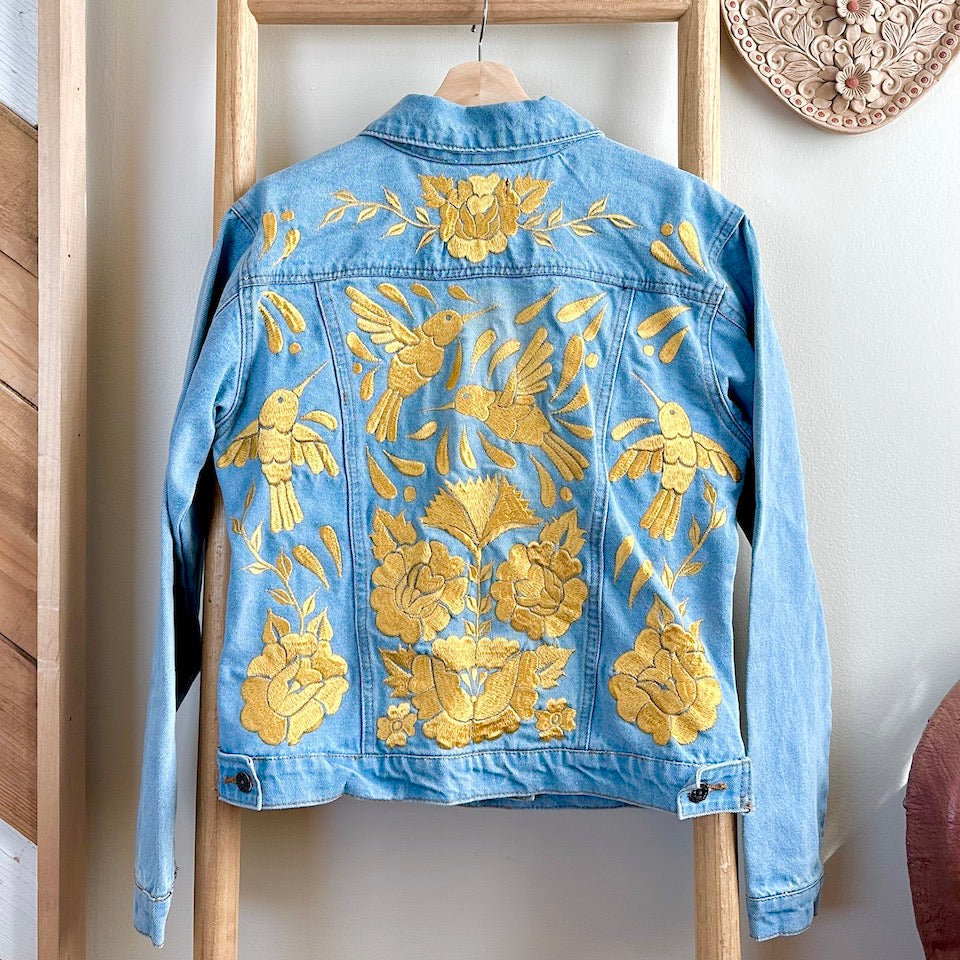 Medium Fitted Gold Hummingbirds Embroidered Jacket