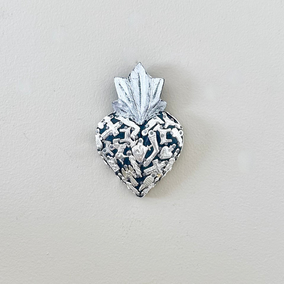 Medium Milagro Silver Leaf Sacred Hearts