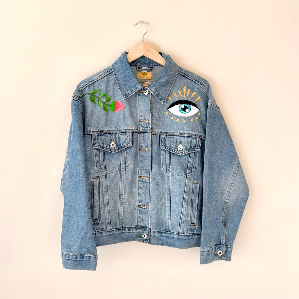 Small Light Denim Tres Ojos Embroidered Jacket
