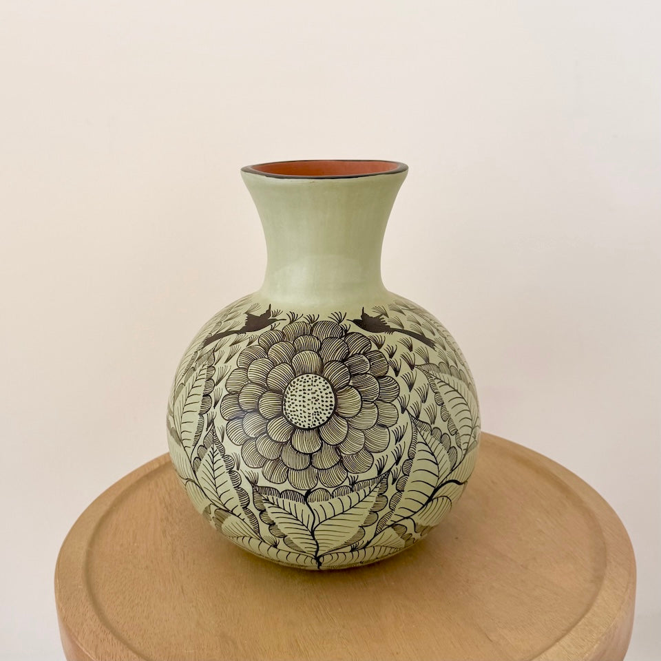Light Green Medium Long Opening Huancinto Flower Vase