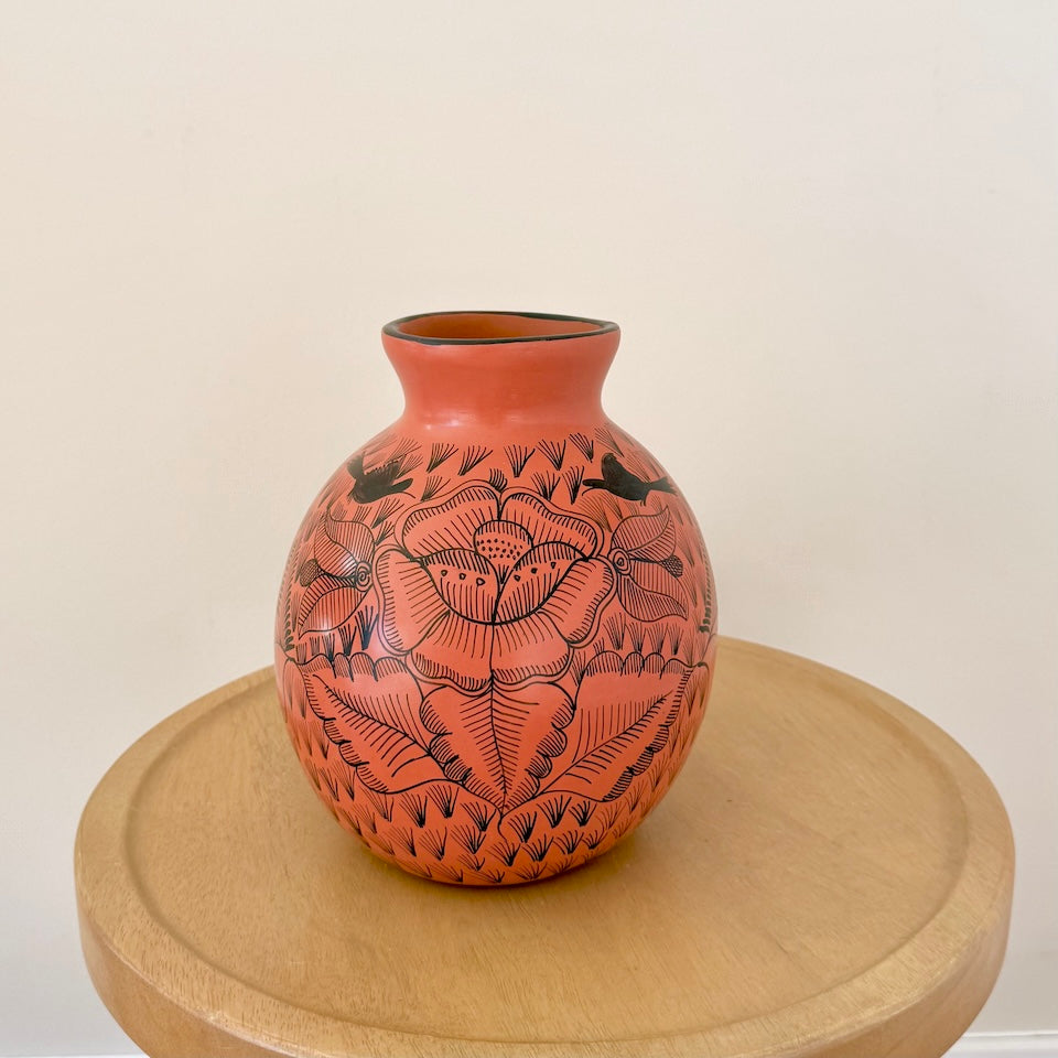Medium Dark Brown Oval Huancinto Flower Vase