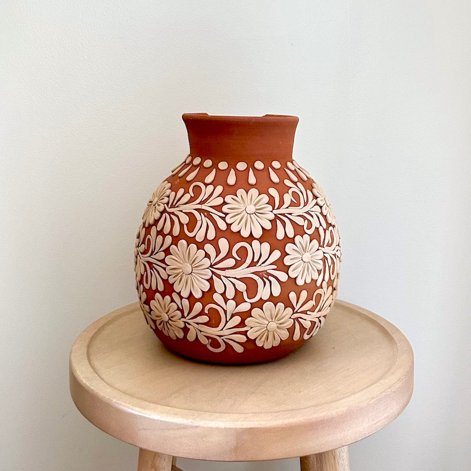 Large Floral Atzompa Embroidered Clay Vase - Damaged
