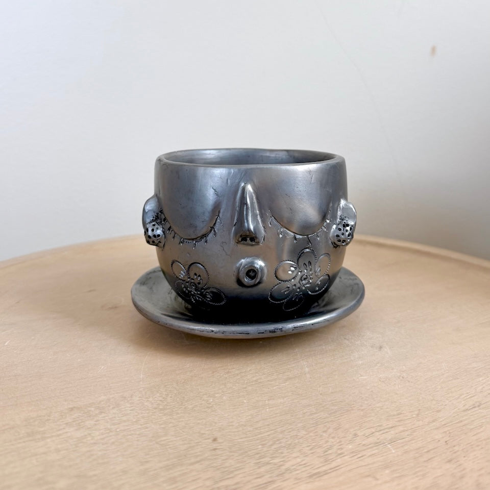 Barro Negro La Señora Tacitas with Plate Set