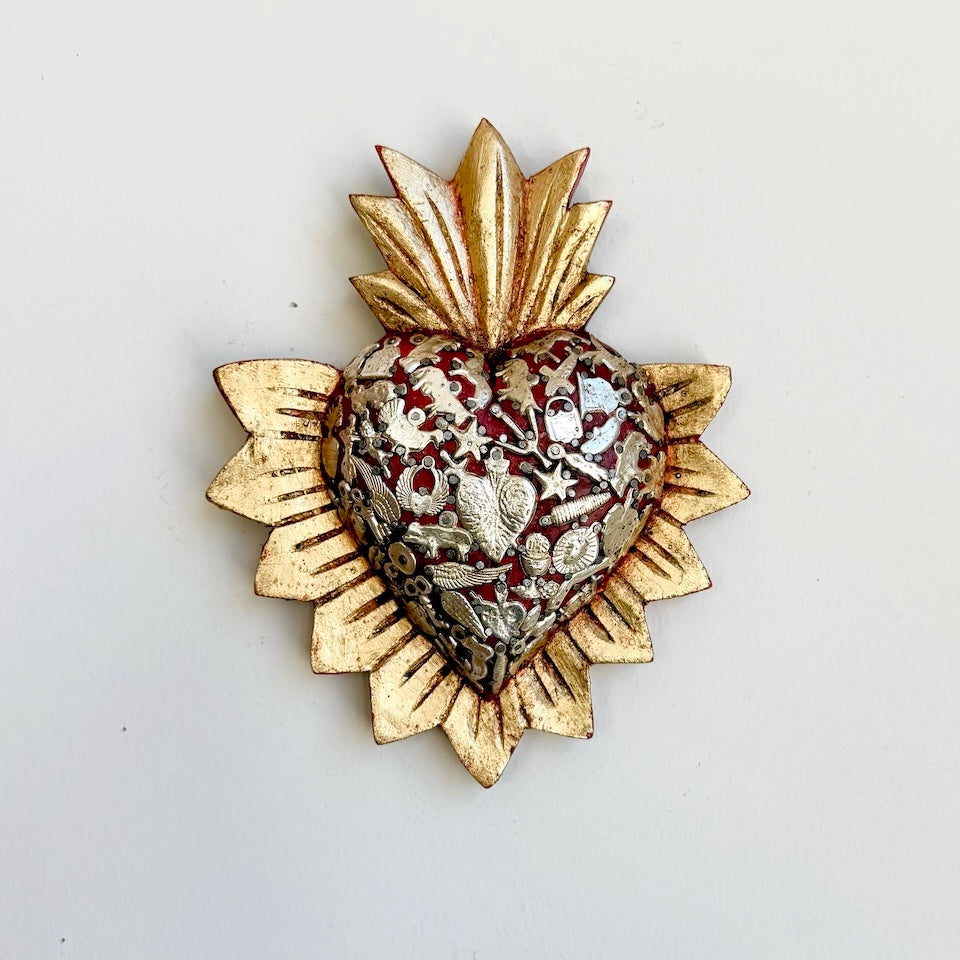 Large Picos Corazon with Milagros