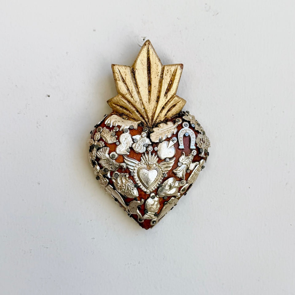 Medium Milagro Sacred Hearts