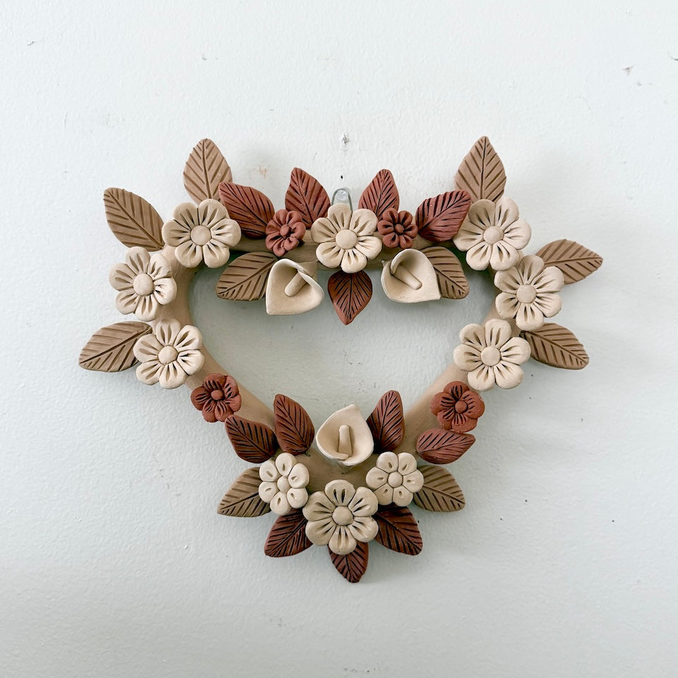 Gaytan Heart Shaped Flower Clay Wreath