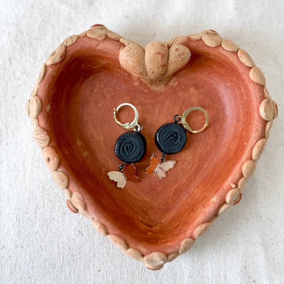 Barro Negro Round Dangling Butterfly Earrings