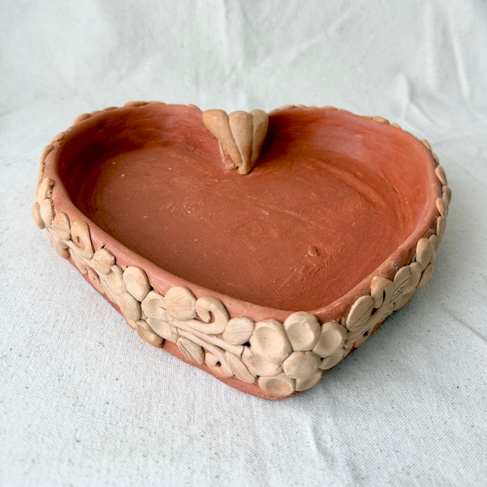 Medium Red Heart Floral Dish