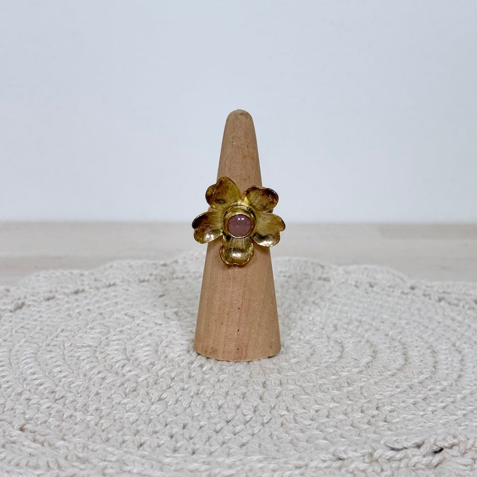 Florecita Adjustable Brass Ring