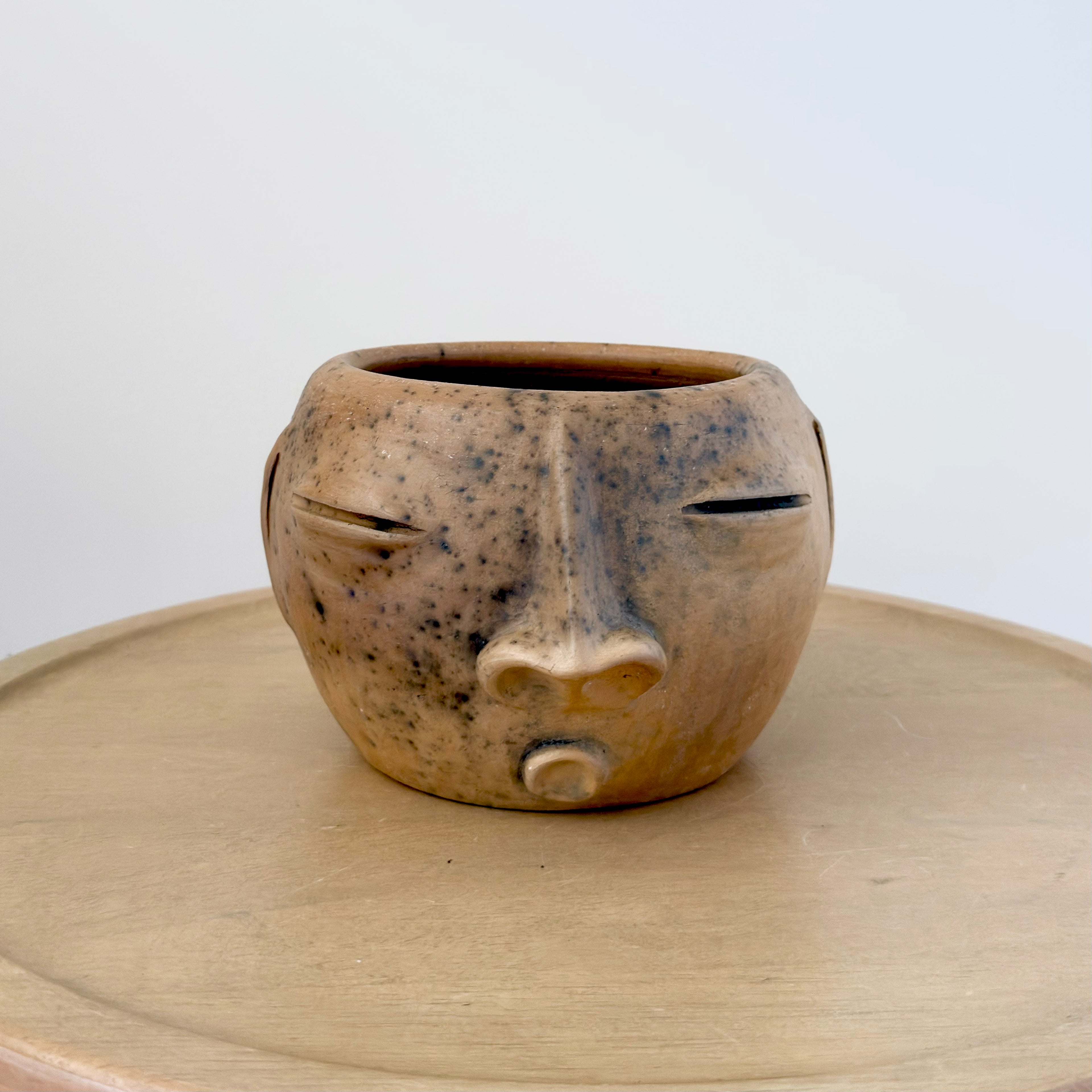 Small Cafe Martinez Face Planter
