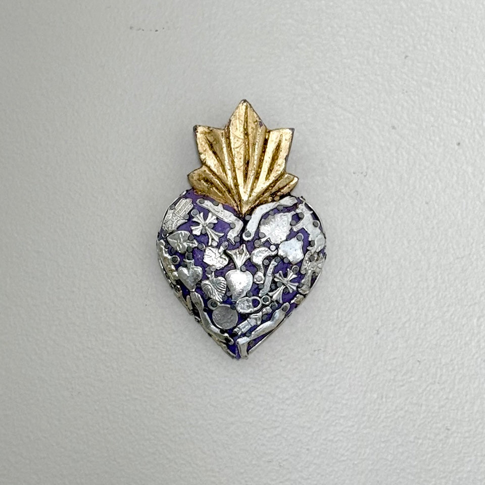 Medium Milagro Gold Leaf Sacred Hearts