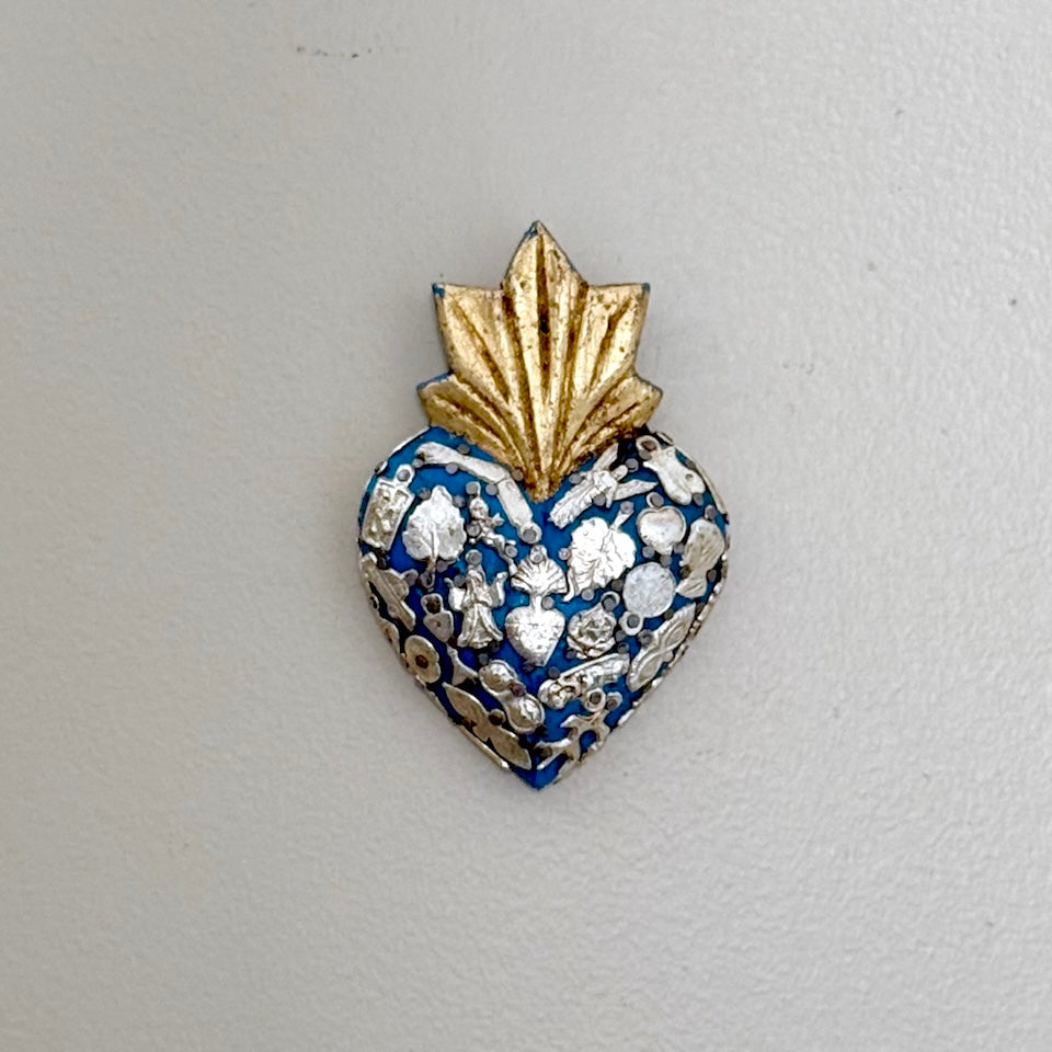 Medium Milagro Gold Leaf Sacred Hearts
