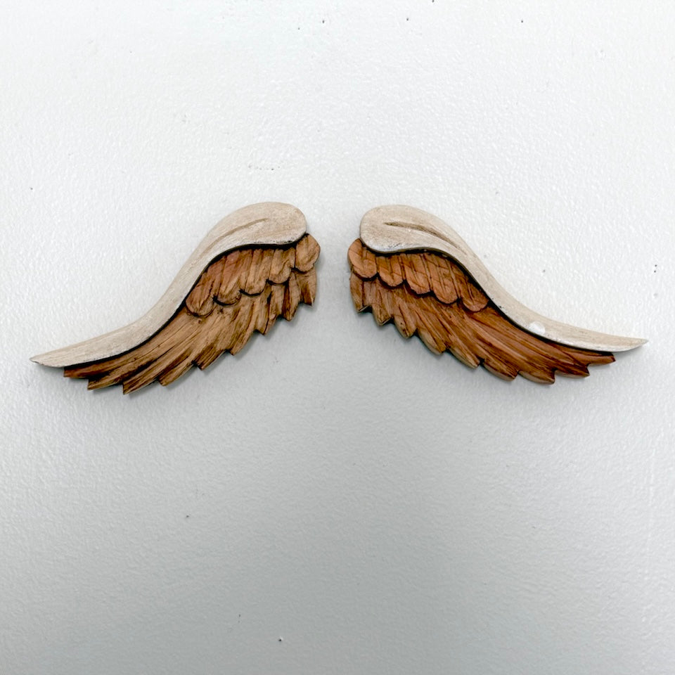 Small Natural Wings