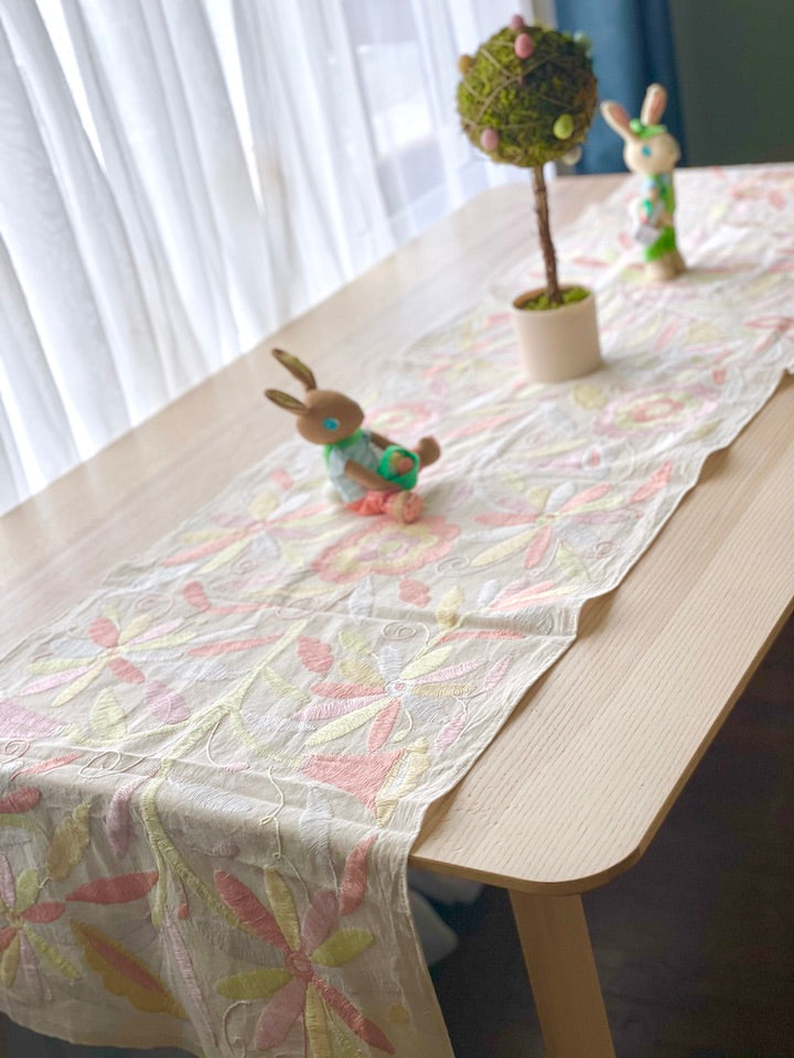 Flower Otomi Light Pink Pastel Table Runner