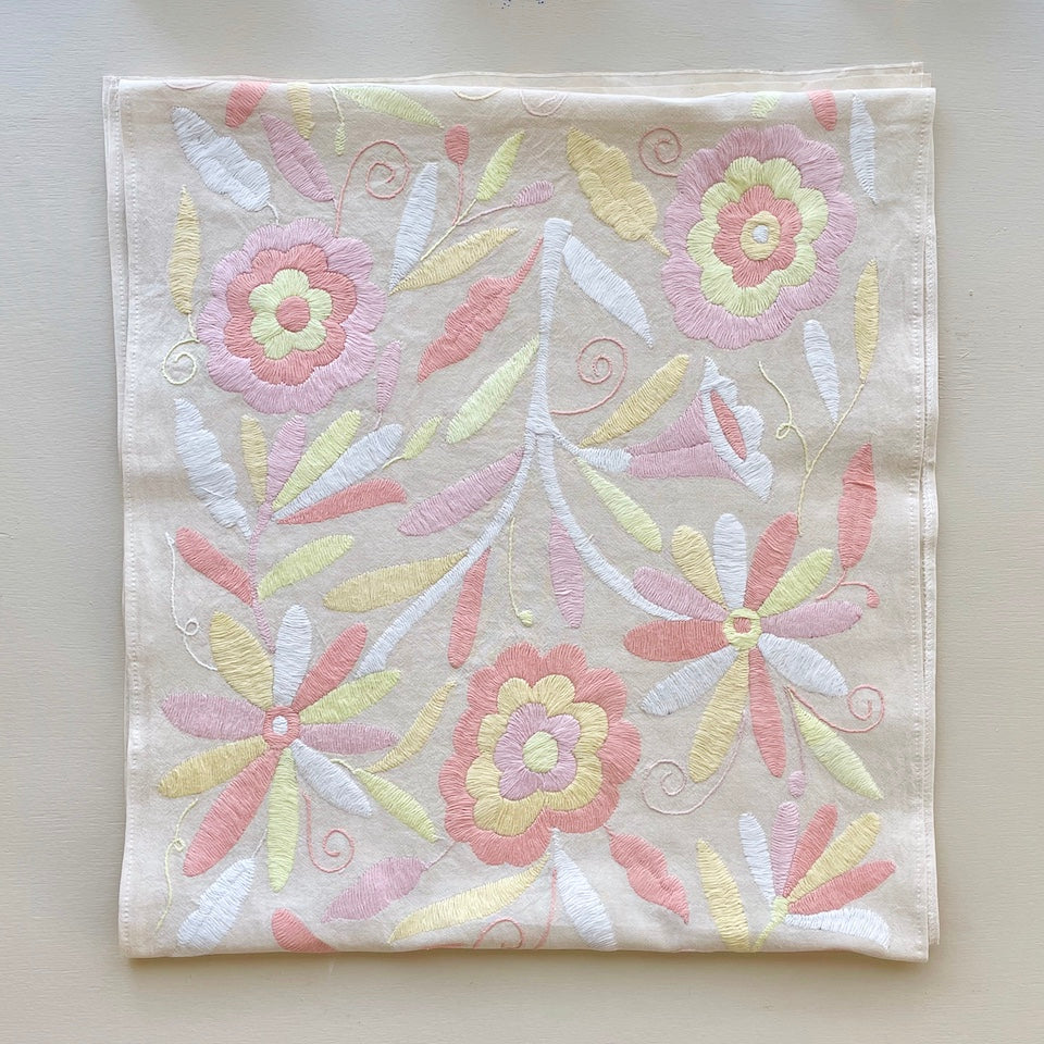 Flower Otomi Light Pink Pastel Table Runner