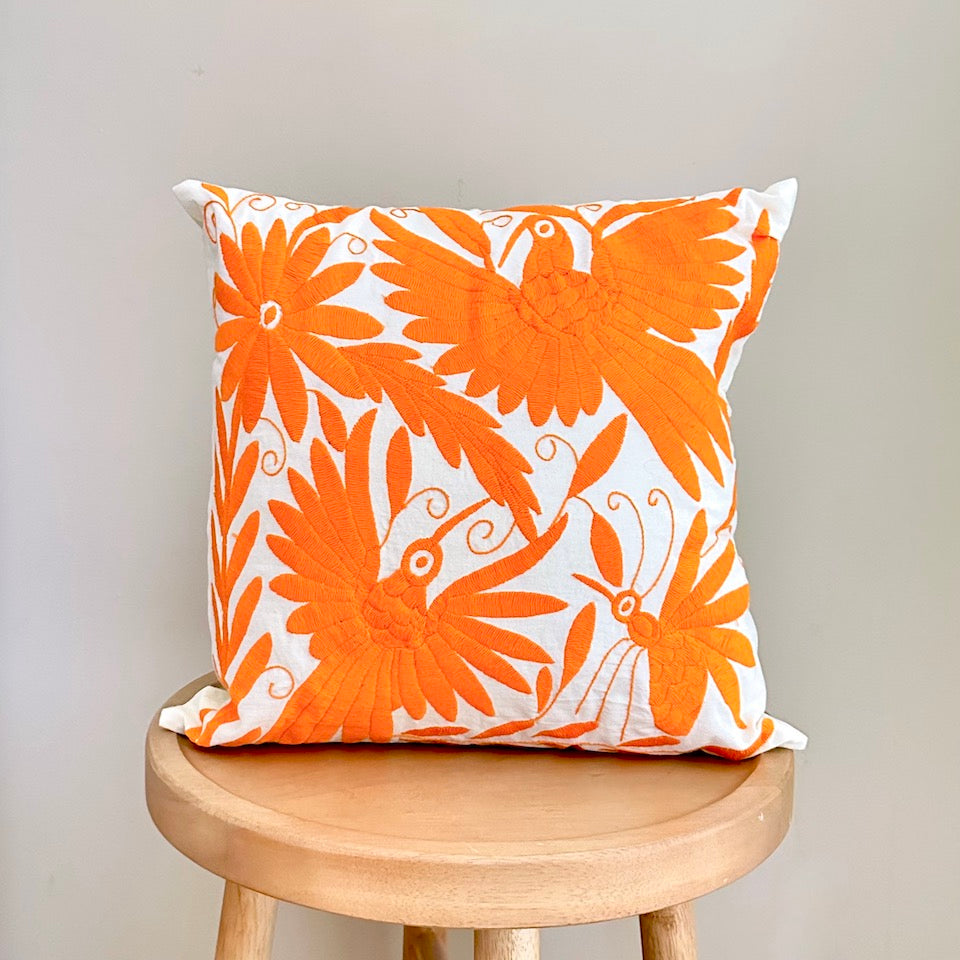 Naranja Otomi Pillow