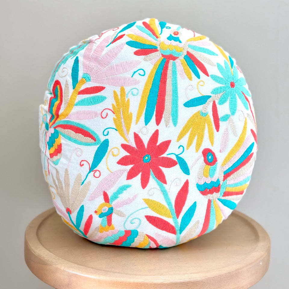 FV Pastels Round Otomi Pillow Covers